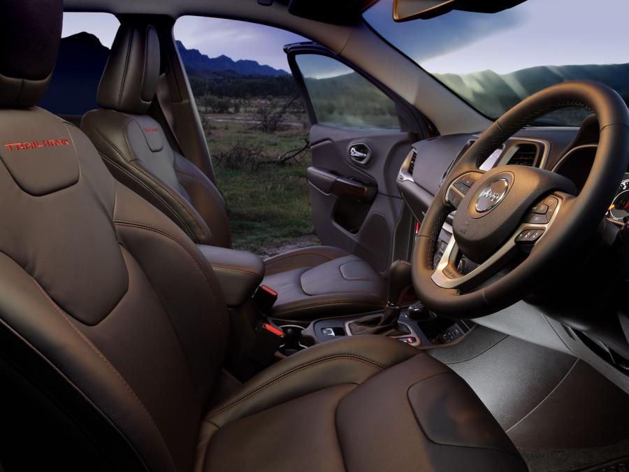  Jeep Cherokee Trailhawk 2014 года  (AU) (фото 6 из 15)